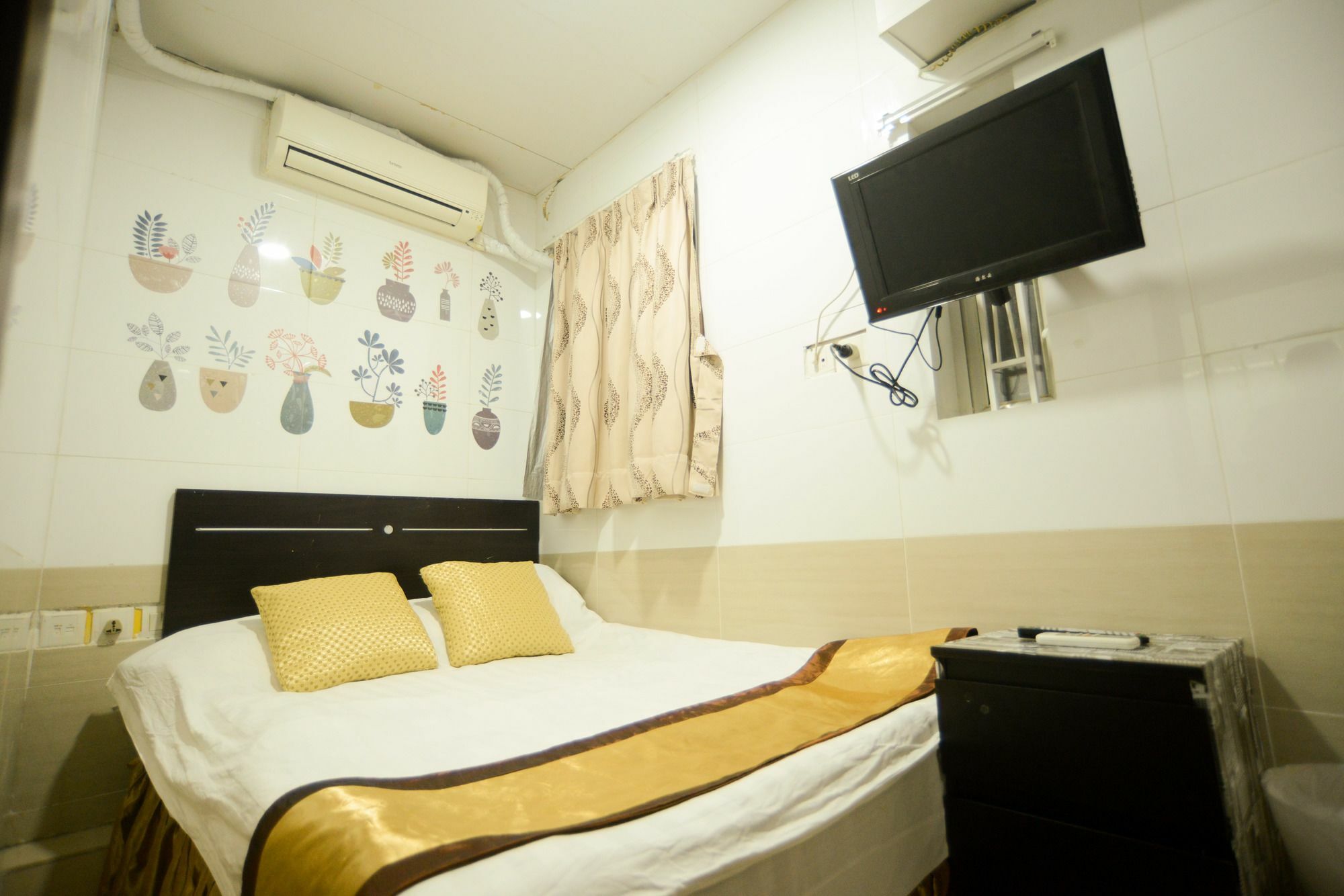 8 Days Boutique Hotel Kowloon  Exterior photo