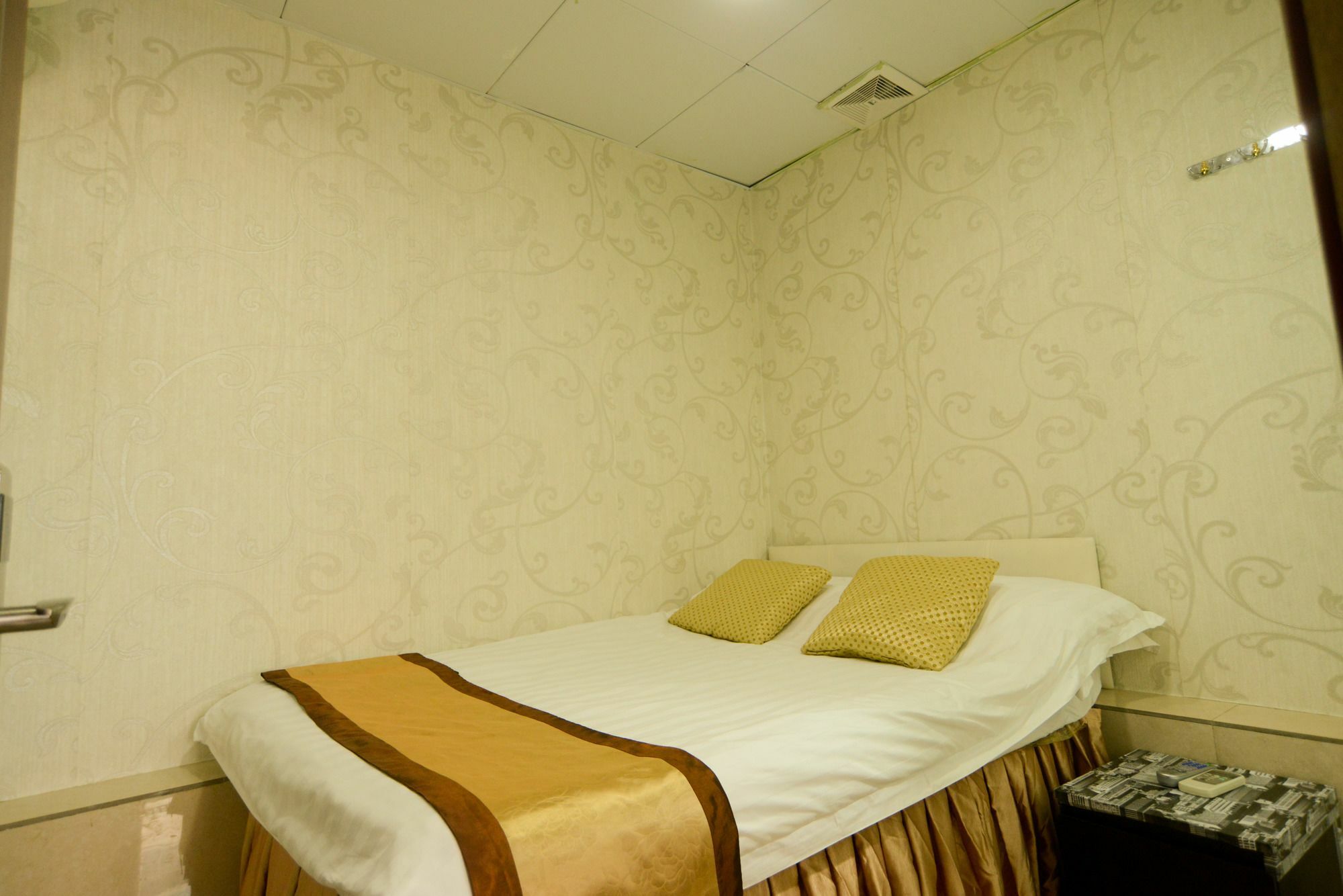 8 Days Boutique Hotel Kowloon  Exterior photo