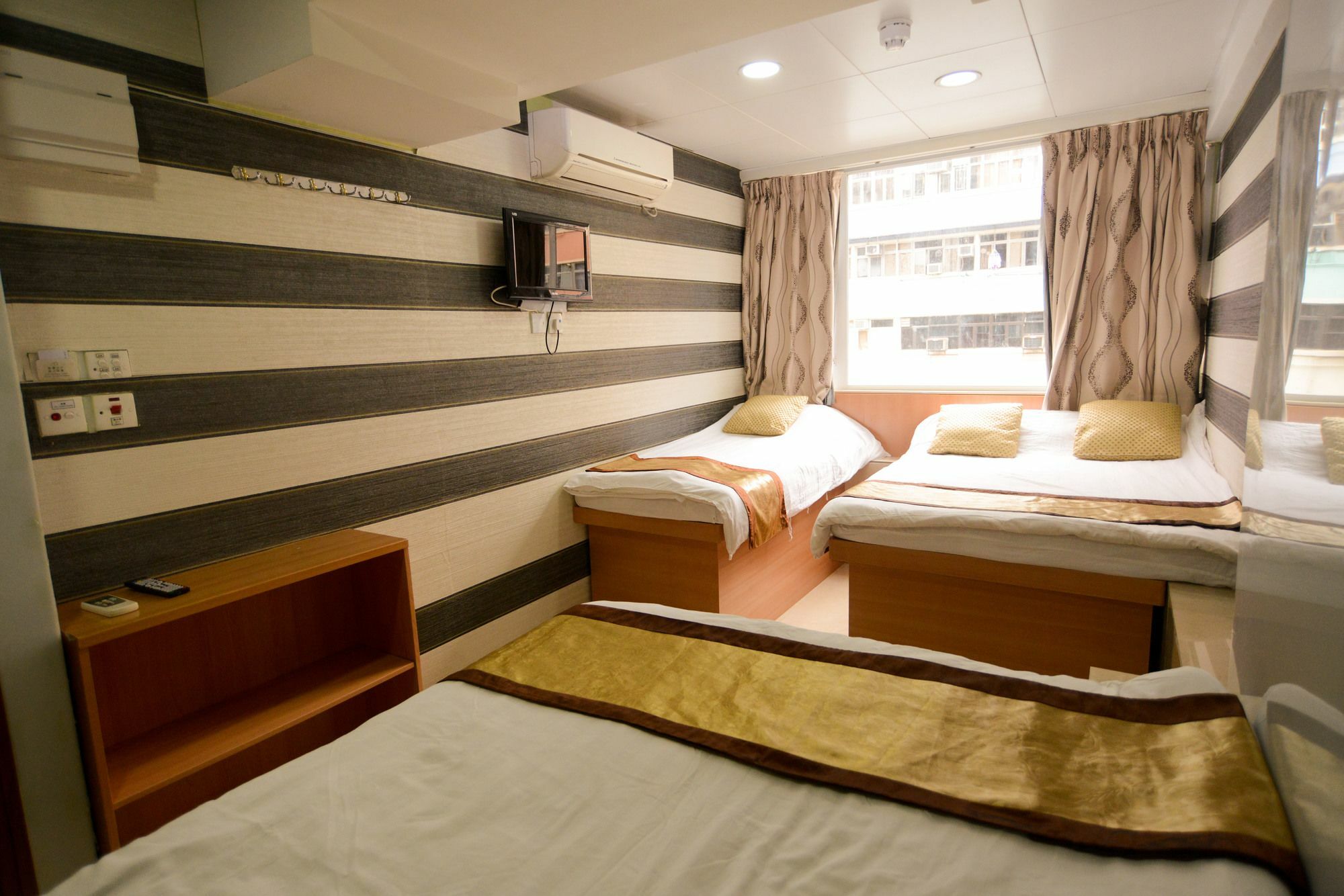 8 Days Boutique Hotel Kowloon  Exterior photo