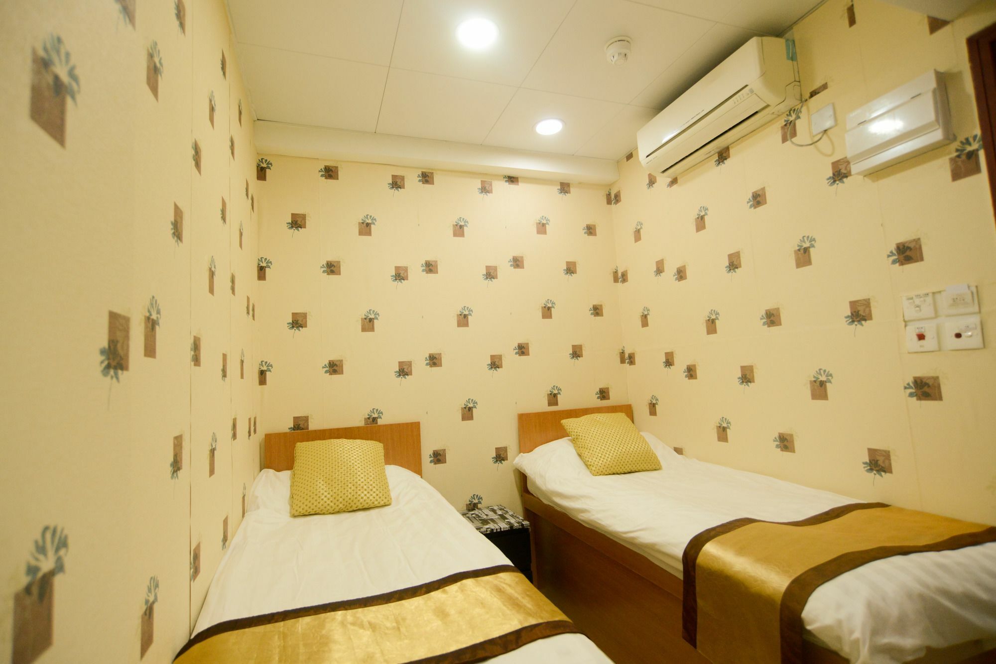 8 Days Boutique Hotel Kowloon  Exterior photo