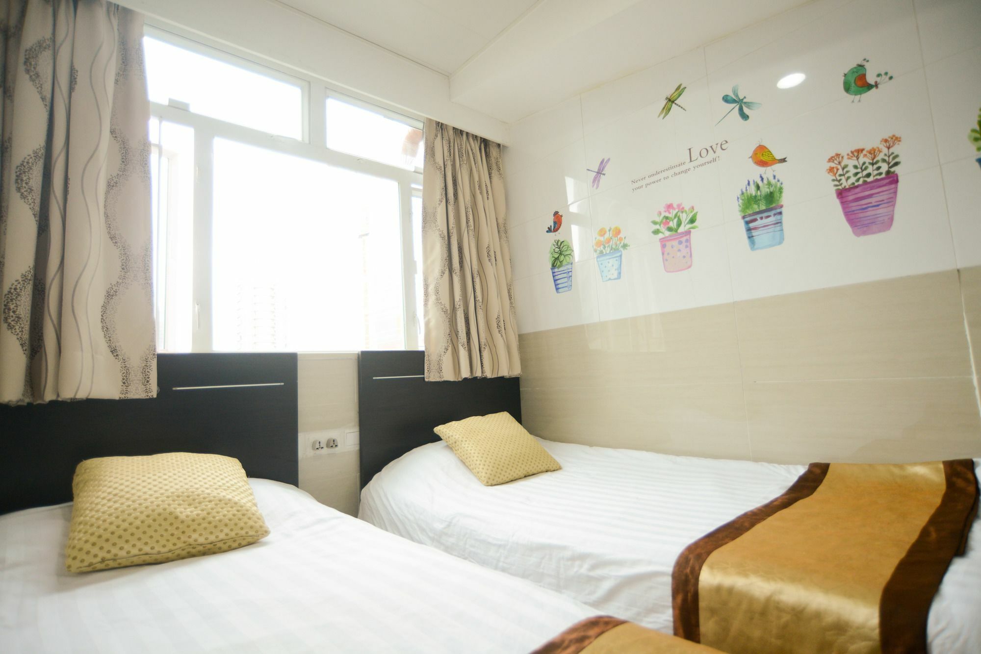 8 Days Boutique Hotel Kowloon  Exterior photo