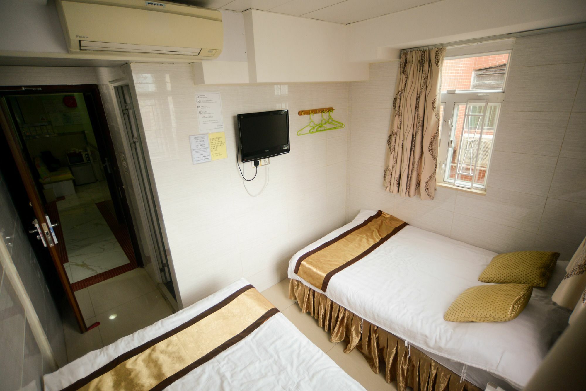 8 Days Boutique Hotel Kowloon  Exterior photo