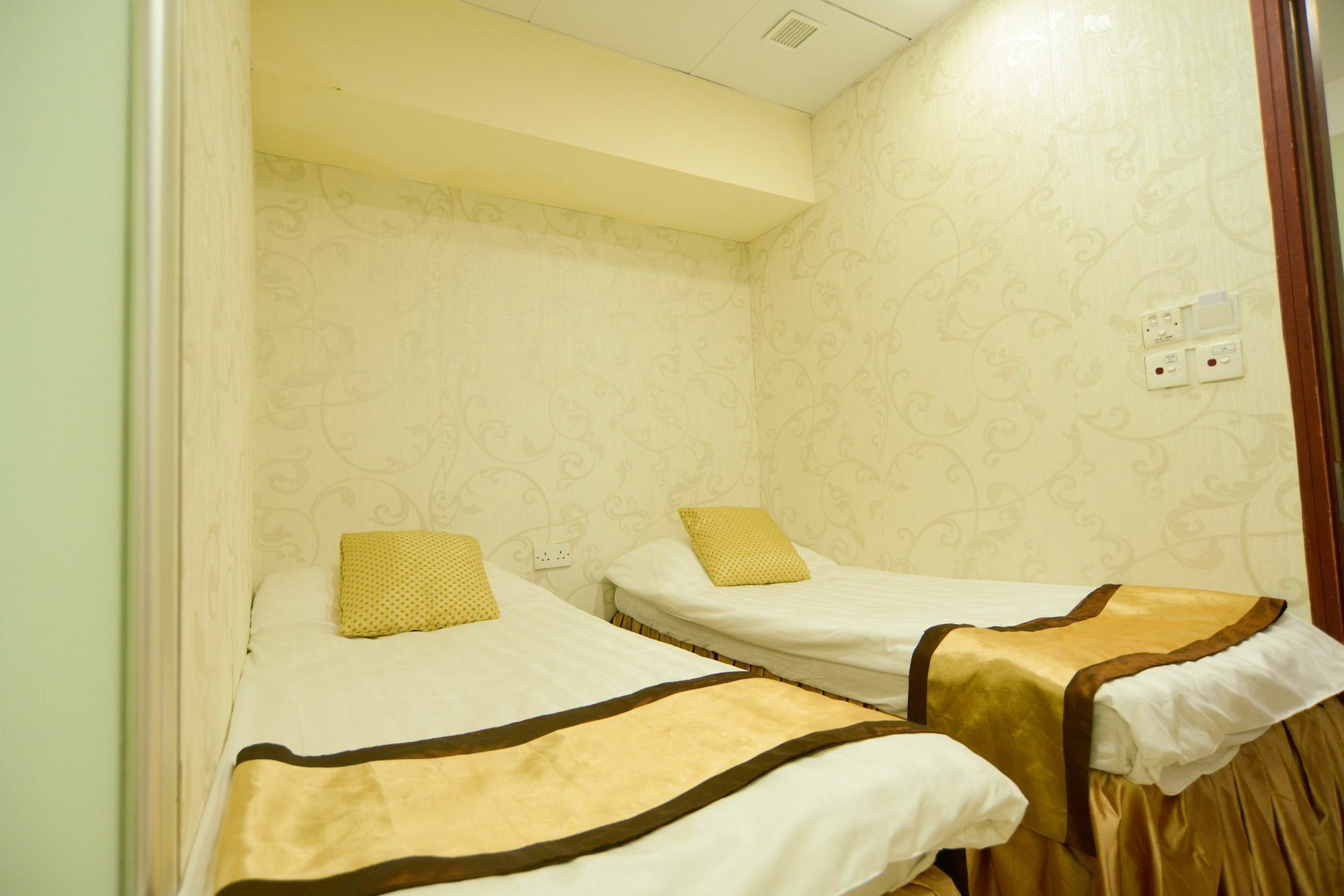 8 Days Boutique Hotel Kowloon  Exterior photo